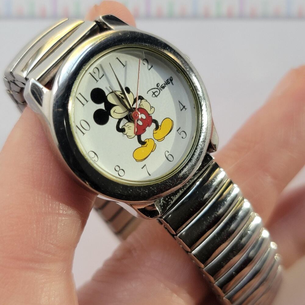Vintage Disney Mickey Mouse Unisex Kids Watch White Dial Silver Case Bracelet